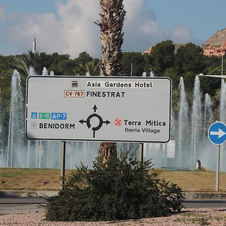 Sierra Cortina Resort فينيسترات المظهر الخارجي الصورة