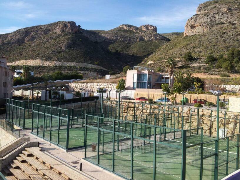 Sierra Cortina Resort فينيسترات المظهر الخارجي الصورة